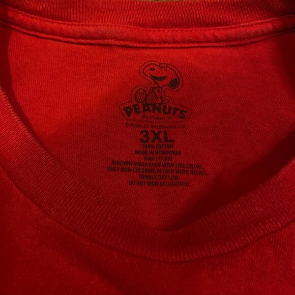 Peanuts Snoopy Santa Christmas Red T-Shirt 3XL 100% Cotton Holiday Tee - Picture 3 of 3